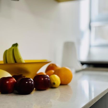 Amazing 2Rooms Apt In Bat Yam - Step By The Beach Ngoại thất bức ảnh