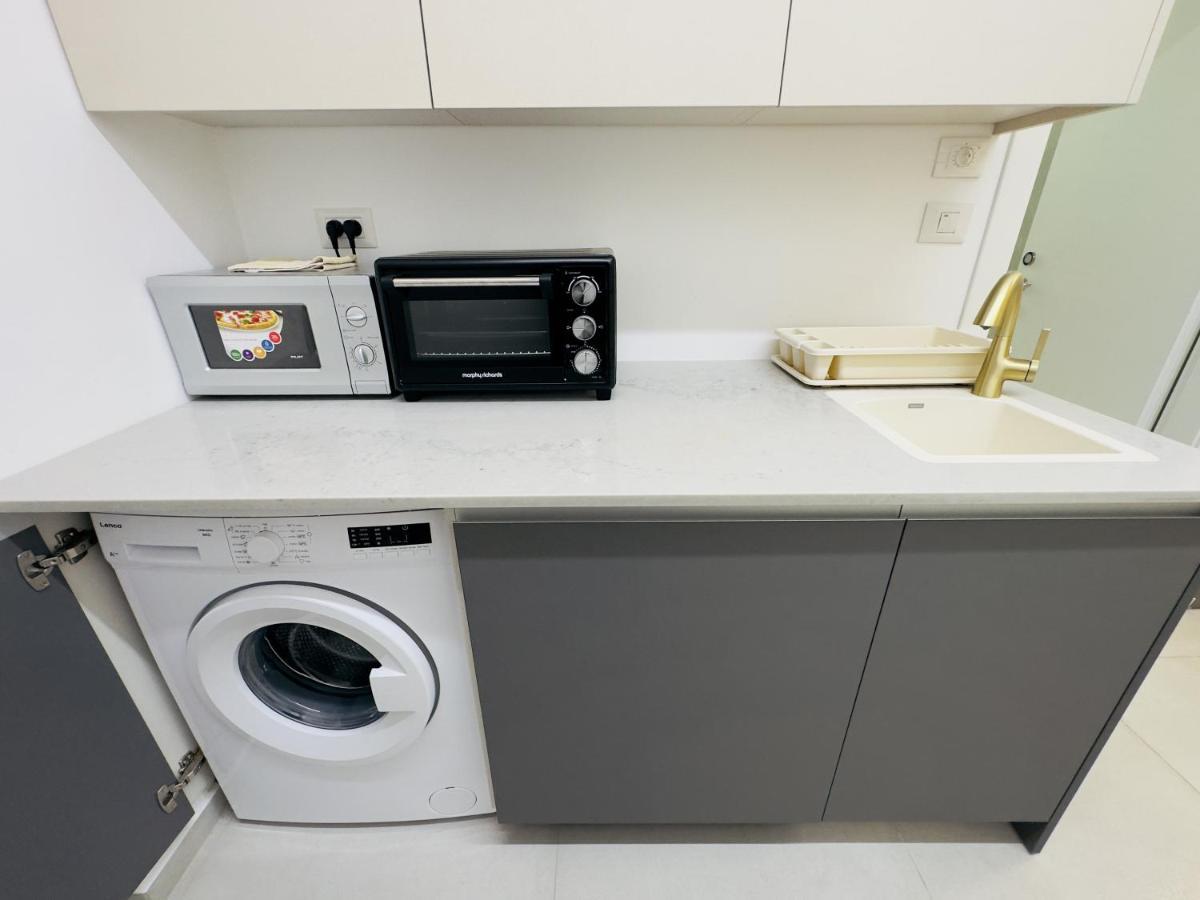 Amazing 2Rooms Apt In Bat Yam - Step By The Beach Ngoại thất bức ảnh